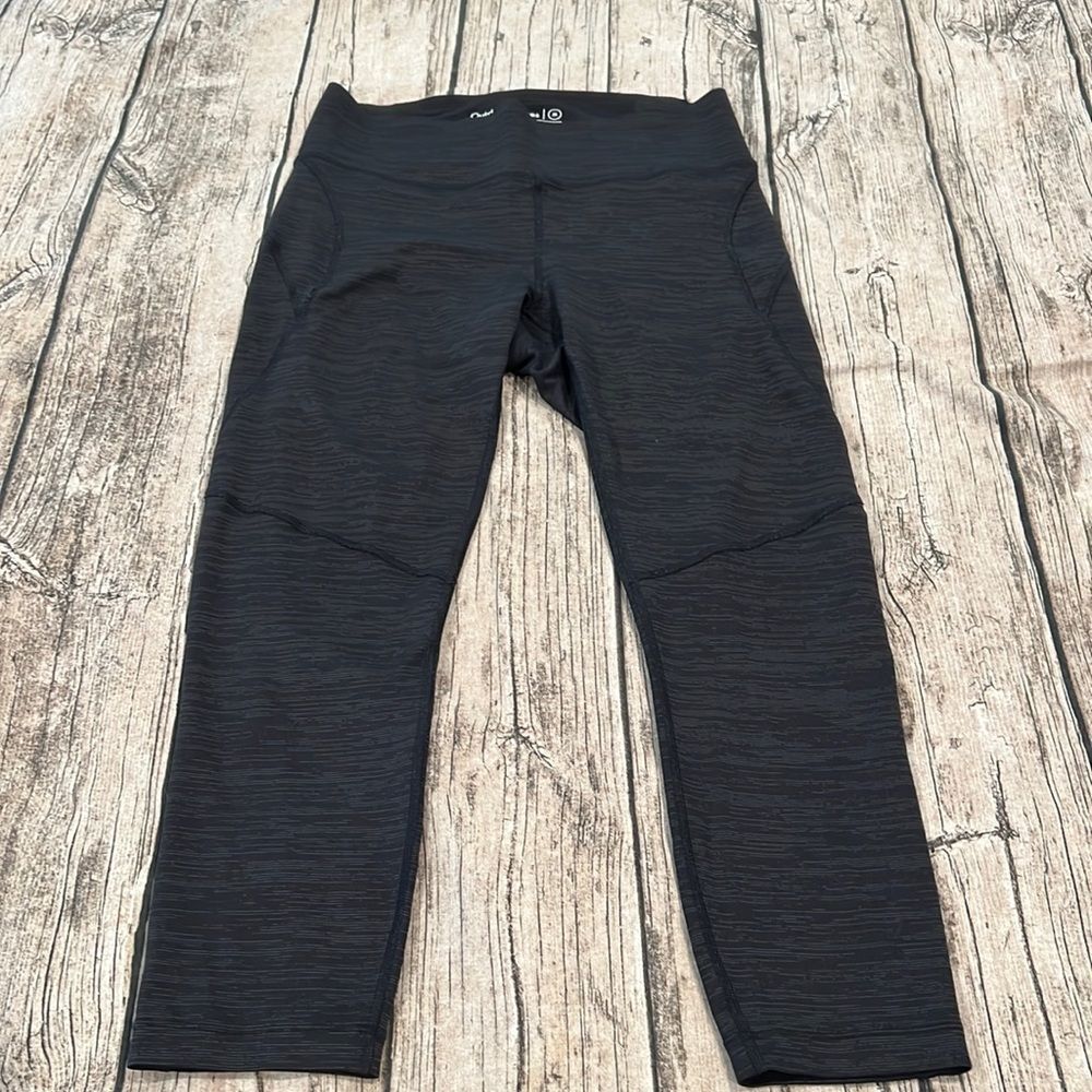 Outdoor Voices cropped leggings size medium